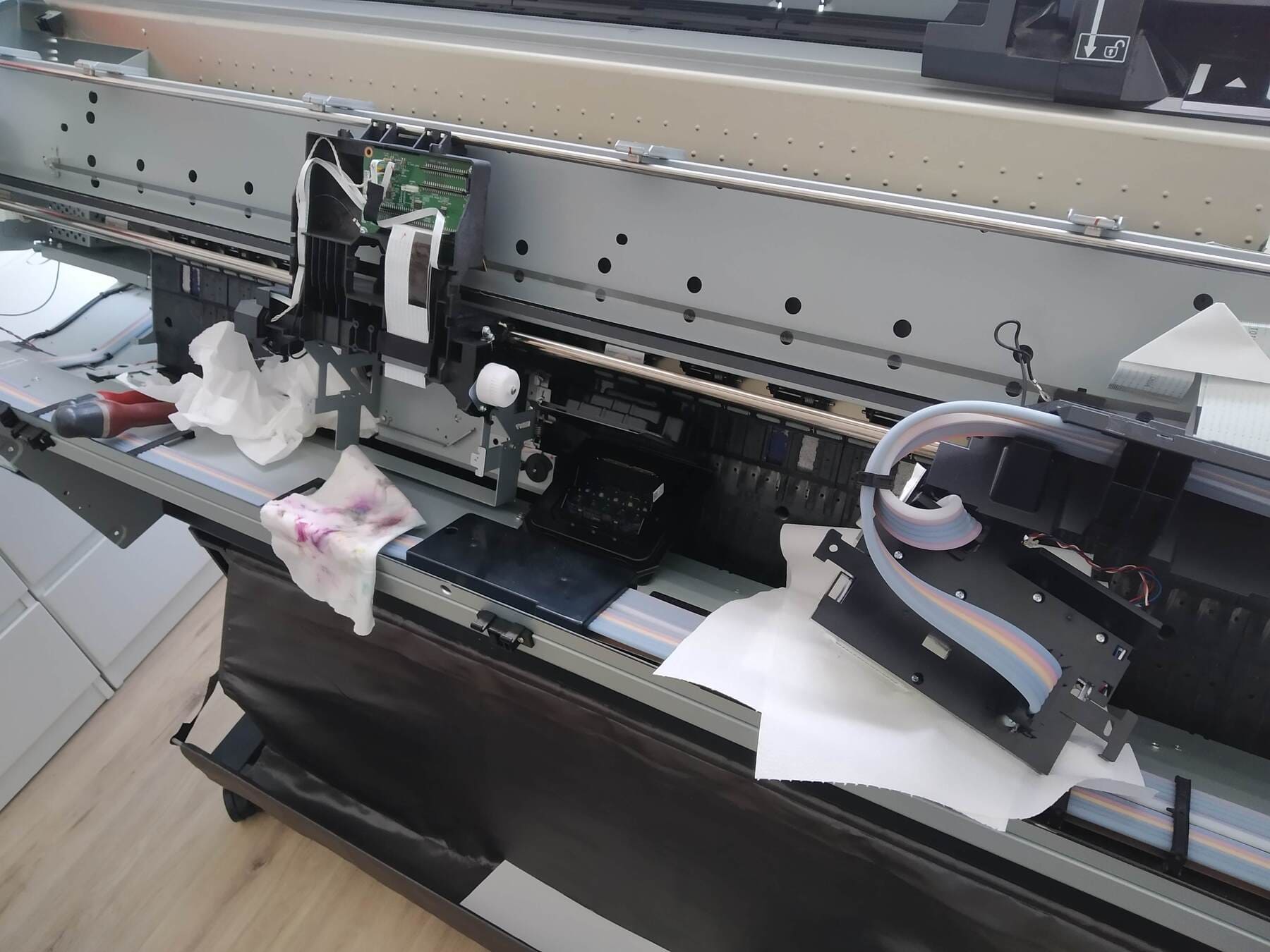 Reparación de Impresoras y Plotters en Cantabria - Infortec